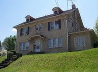 910 McKinnon Ave, East Liverpool, OH 43920