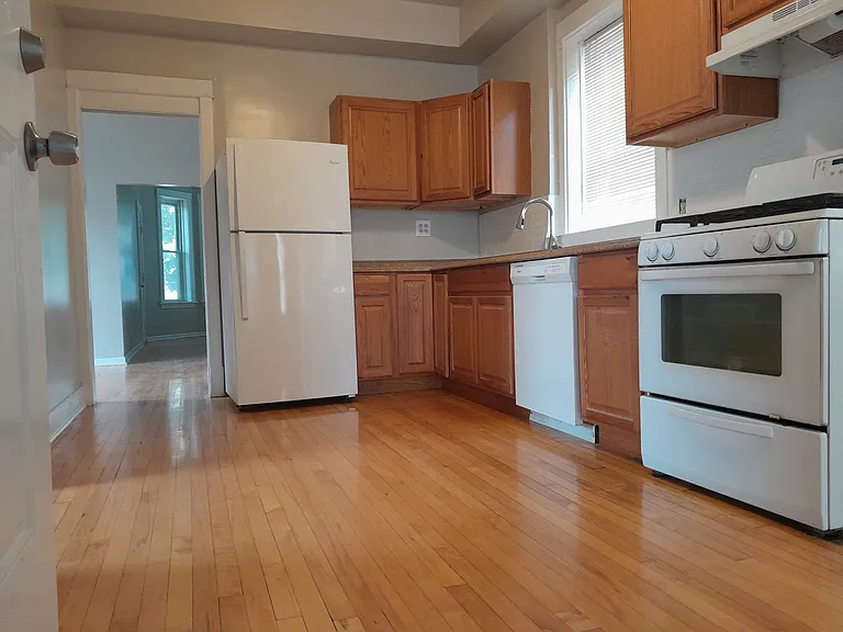 4322 N Drake Ave #2 — Photo 3