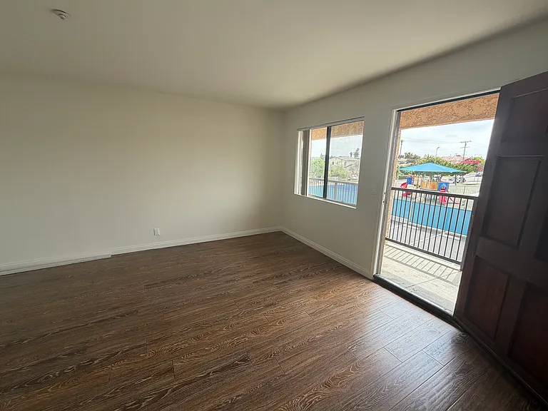 601 Dewey Ave #N — Photo 3