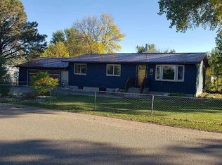 619 Highland Park Rd, Glendive, MT 59330