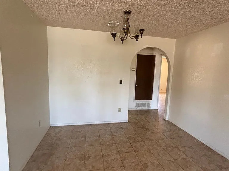 554 Hegge Dr — Photo 14