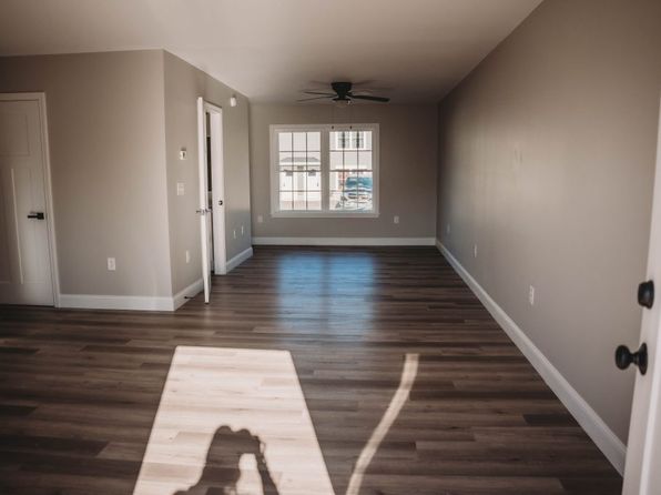 67 & B Pembroke Dr #15-1