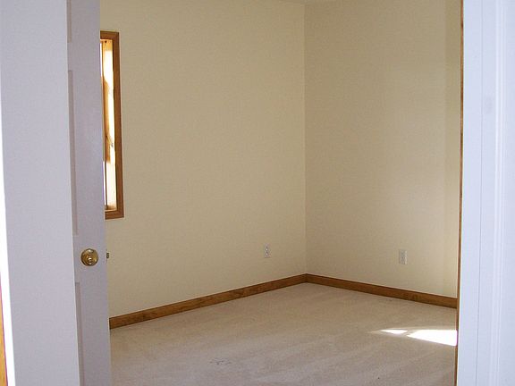Large Bedroom