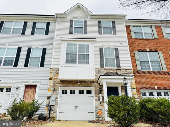 30 Arenas Ct, Capitol Heights, MD 20743