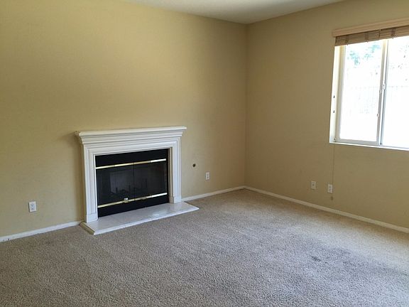 Additional Living Room
