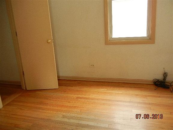 5th image of 2455 N Lorel Ave