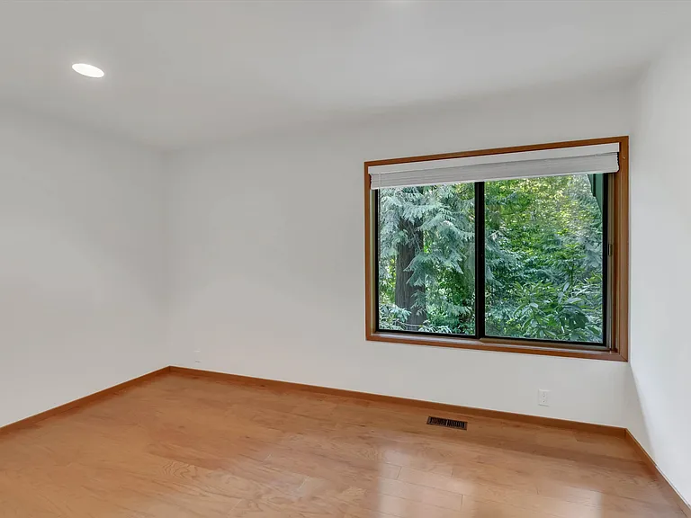 3820 SW Scholls Ferry Rd — Photo 27