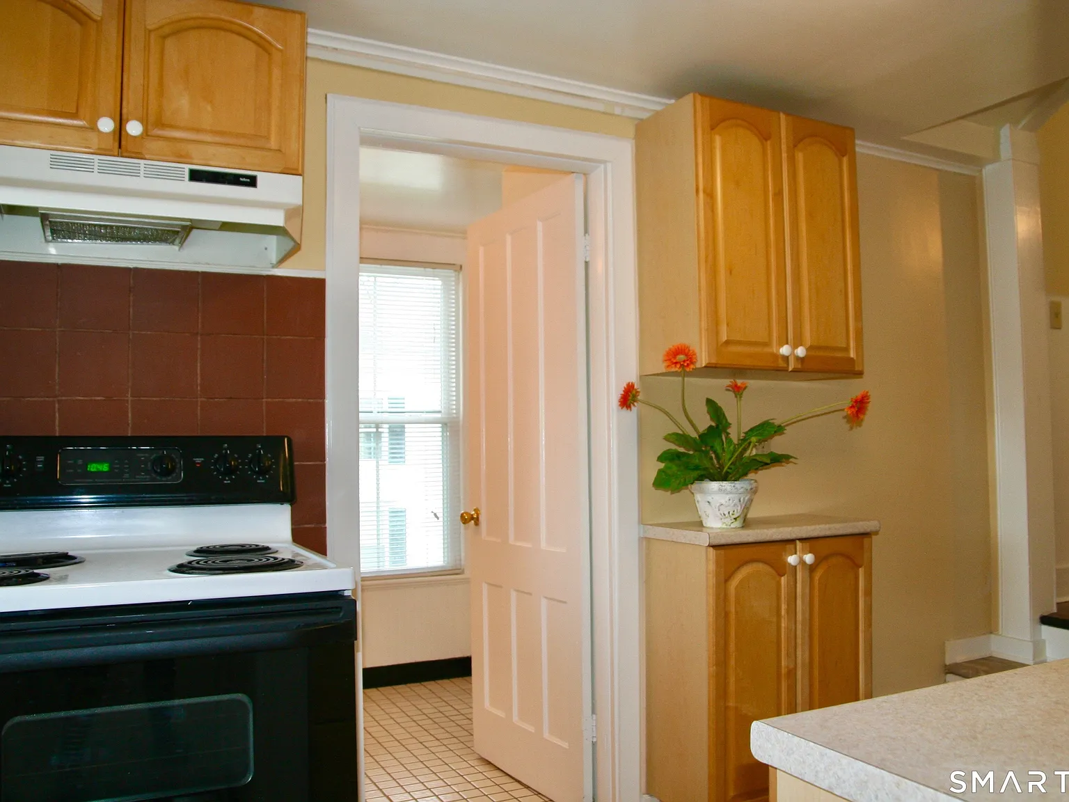 1 bed, 1.0 bath, 1400 sqft, $1,900 — Photo 4