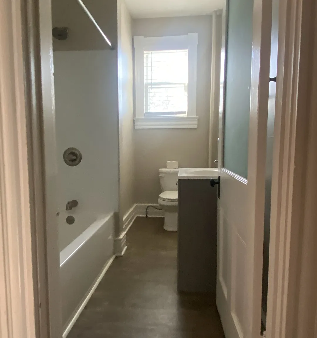 3 bed, 3550 sqft, $1,875 — Photo 4