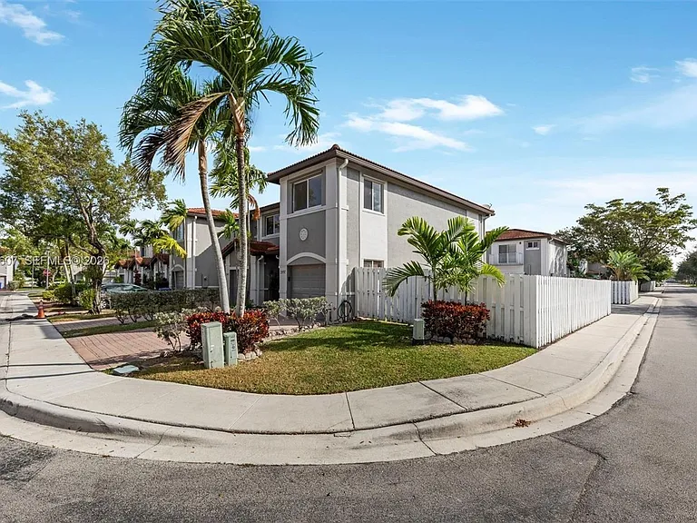 2897 SW 129th Way — Photo 8