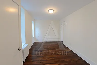 Rented by Peter Ashe