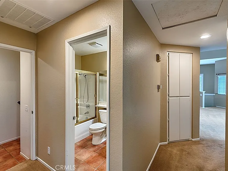 8015 E Treeview Ct — Photo 38