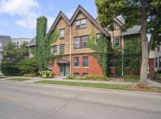 1815 N Oakland Ave, Milwaukee, WI 53202