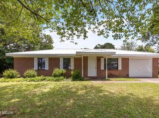 171 Summit Dr, Byron, GA 31008