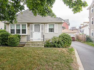 25 Lawrence St, Pawtucket, RI 02860