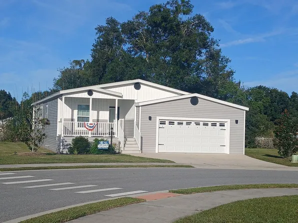 637 Pine Brook Cir, Lady Lake, FL 32159