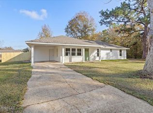 12204 Evelyn Ave, Biloxi, MS 39532