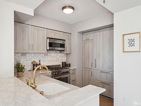 4th image of 401 Harrison St APT 8E