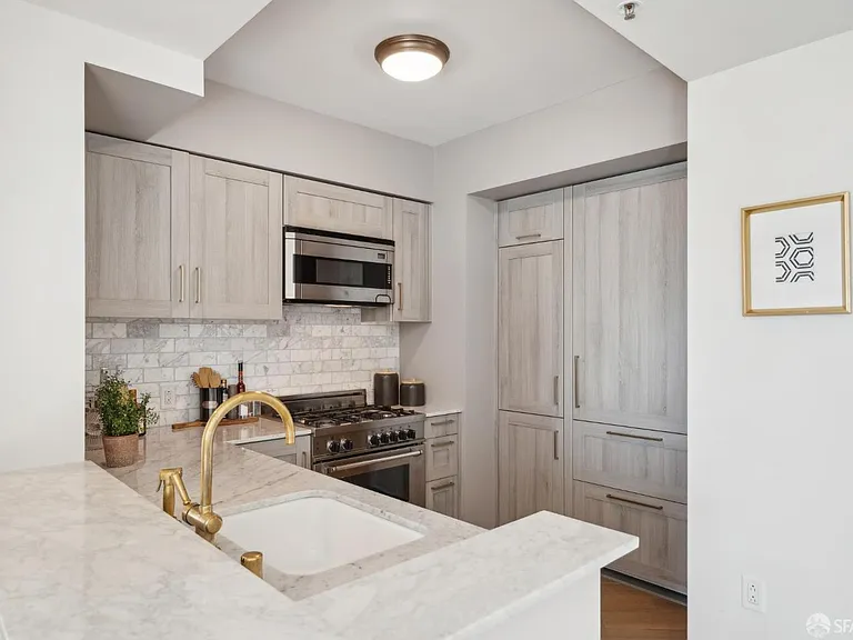 401 Harrison St #8E — Photo 4