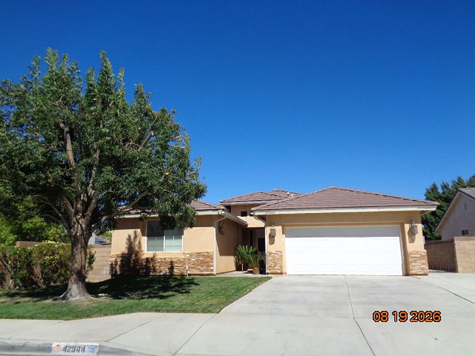 1st image of 42944 Edson Ave