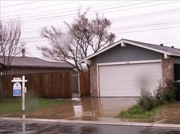 1408 Prospect Ln, Modesto, CA 95355