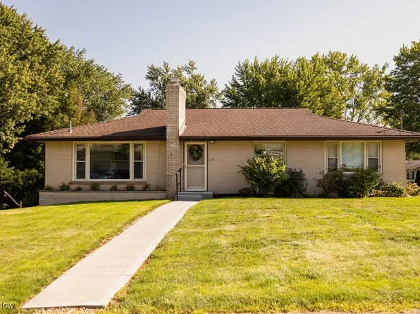 638 High St SE, Canal Fulton, OH 44614