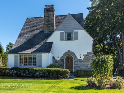 18 Sutton Dr, Ho Ho Kus, NJ, 07423