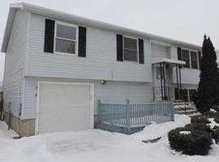 66 Rebecca Park, Buffalo, NY 14207
