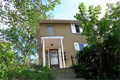 2nd image of 154 Young St #2