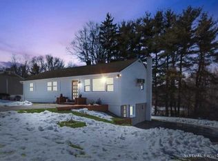 9 Ardmore Dr, Wappingers Falls, NY 12590