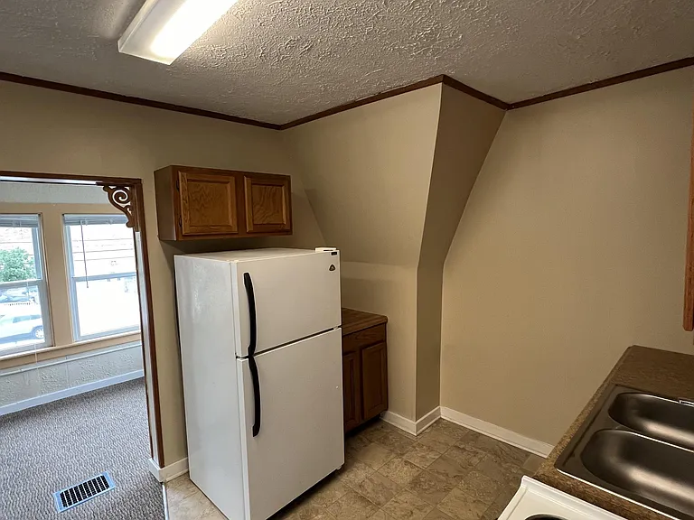 917 Linden Grove Ave #2 — Photo 6