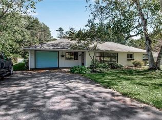 631 Maple Rd, East Aurora, NY 14052