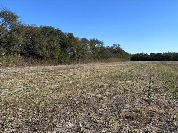E Cowan St #24, Mart, TX 76664