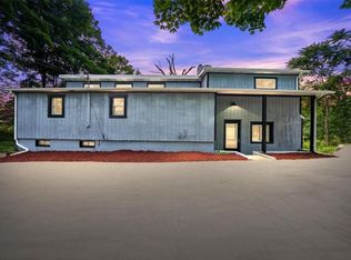 40 Farmingdale Rd, Chester, NY 10918