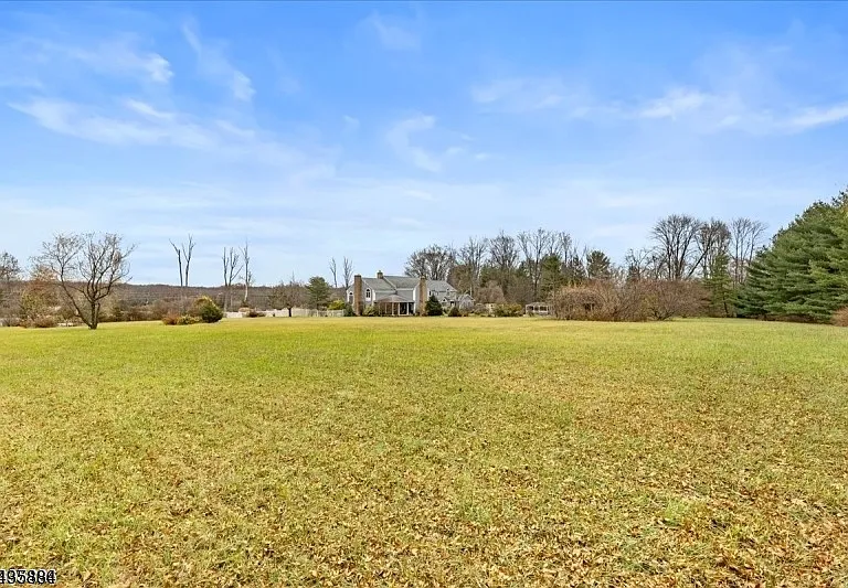 167 Douglas Rd — Photo 18