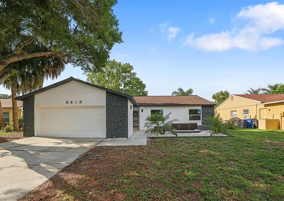 1st image of 8419 Somerset Dr