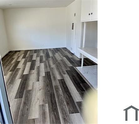 1st image of 15477 Moorpark St APT 9