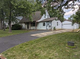 721-1 Heritage Rd, Valparaiso, IN 46385