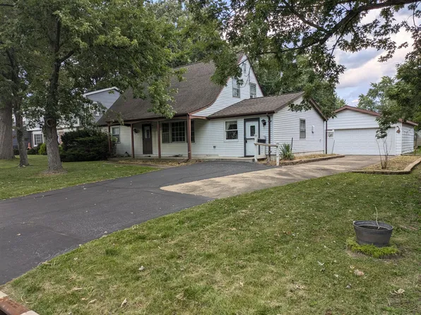 721-1 Heritage Rd, Valparaiso, IN 46385