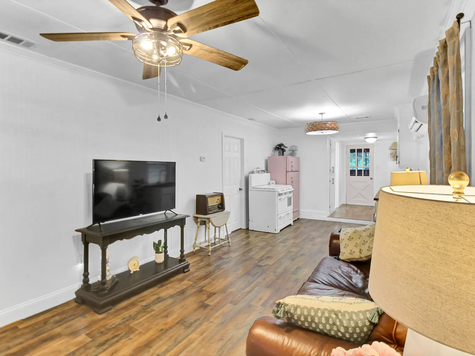 2 bed, 500 sqft, $1,495 — Photo 4