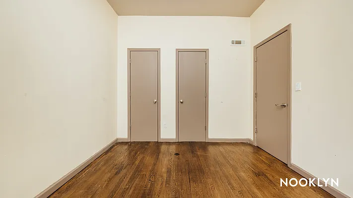 Rented by Nooklyn NYC LLC | media 22