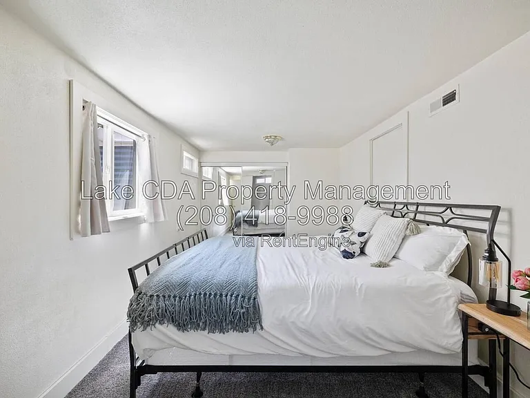 1202 N C St — Photo 7