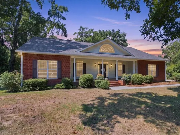 185 Hidden Springs Ct, Dothan, AL 36305