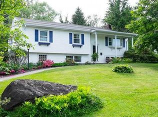 10 Meadowbrook Rd, Auburn, MA 01501