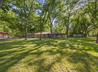 3280 Shady Grove Rd, Midlothian, TX 76065