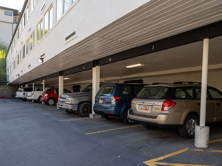 The Ashwell Apartments — Photo 16