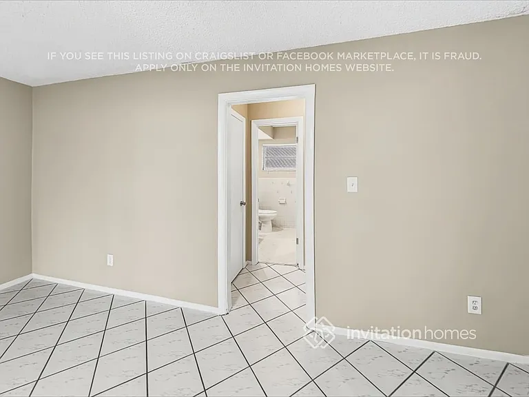 10948 Tangora St — Photo 6