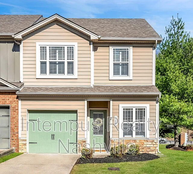 1128 Woodbury Falls Ct — Photo 1