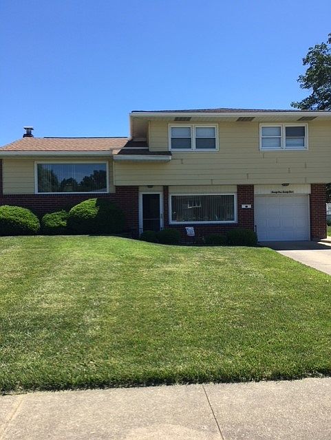 1st image of 2124 Ferguson Dr