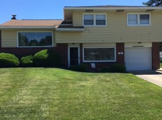 2124 Ferguson Dr, Wilmington, DE 19808